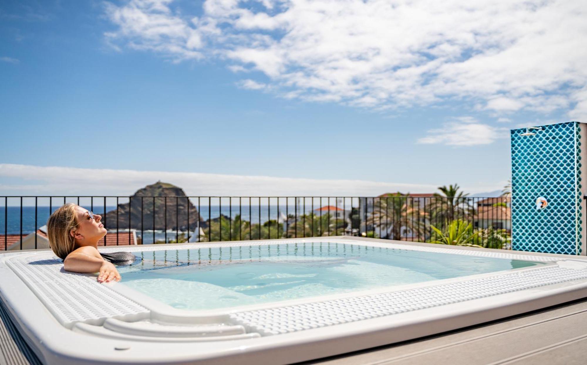 Studios By Aqua Natura Hotels Porto Moniz Ngoại thất bức ảnh